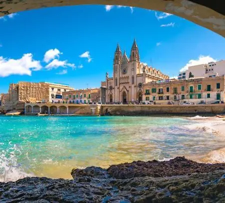 Near Valletta - Boutique Style For Adults - Historic, Gastronomical, Summer Trips Apartment