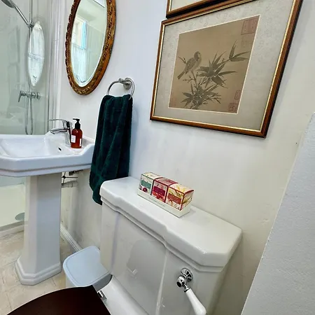 Апартаменты Boutique Near Valletta With Cafeteria Just Next Door - Perfect For Couples Wanting To Discover Malta - Bus Stops Just Outside (adults Only) Мсида