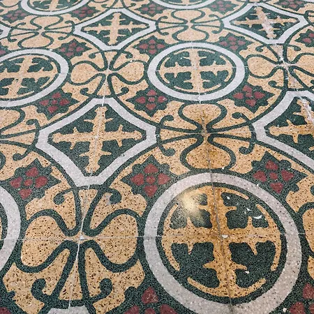 Boutique Near Valletta With Cafeteria Just Next Door - Perfect For Couples Wanting To Discover Malta - Bus Stops Just Outside (adults Only) Apartament Msida