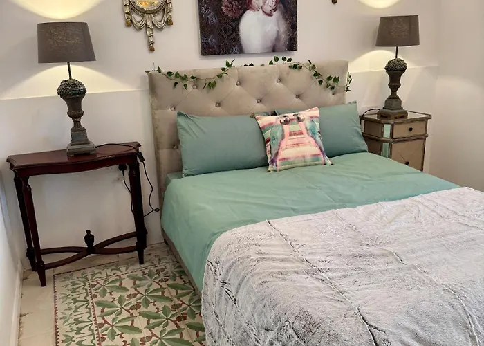 Boutique Near Valletta - Perfect Location To Discover Malta - Bus Stops Just Outside & Adjoining Cafeteria (adults Only)