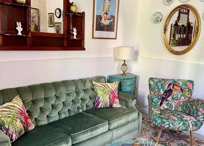 Boutique Near Valletta - Perfect Location To Discover Malta - Bus Stops Just Outside & Adjoining Cafeteria (adults Only) * 姆西达