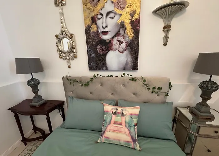 Boutique Near Valletta - Perfect Location To Discover Malta - Bus Stops Just Outside & Adjoining Cafeteria (adults Only)