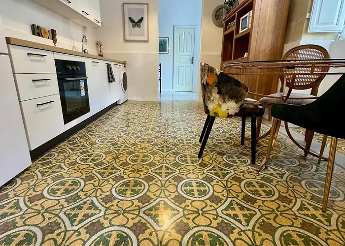 公寓 Boutique Near Valletta - Perfect Location To Discover Malta - Bus Stops Just Outside & Adjoining Cafeteria (adults Only) 姆西达